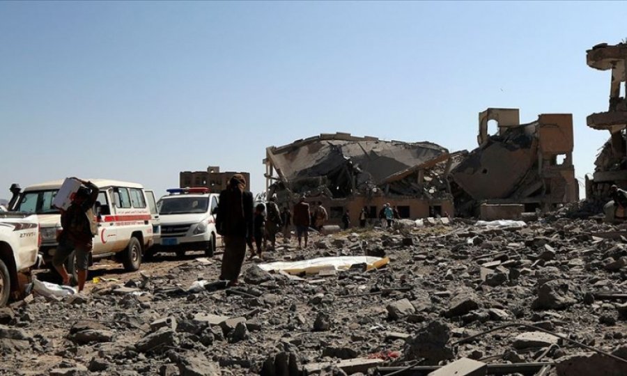 Husilerden 23 şehidin intikam eyleminde Suud destekli askerlere saldırı: 70 ölü
