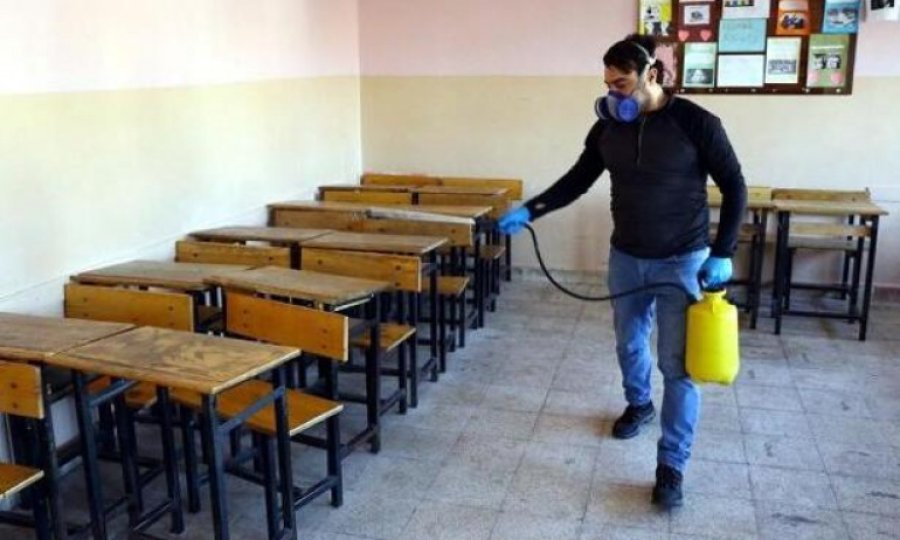 Türkiye'de okullarda yüz yüze eğitimde üçüncü aşama yarın başlıyor