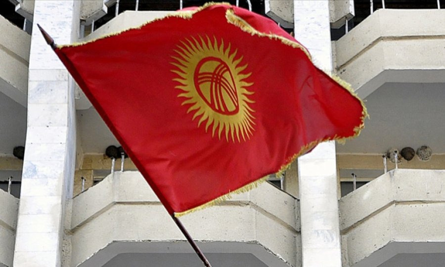 Kırgızistan'da cumhurbaşkanlığı için yarışacak adaylar belli oldu