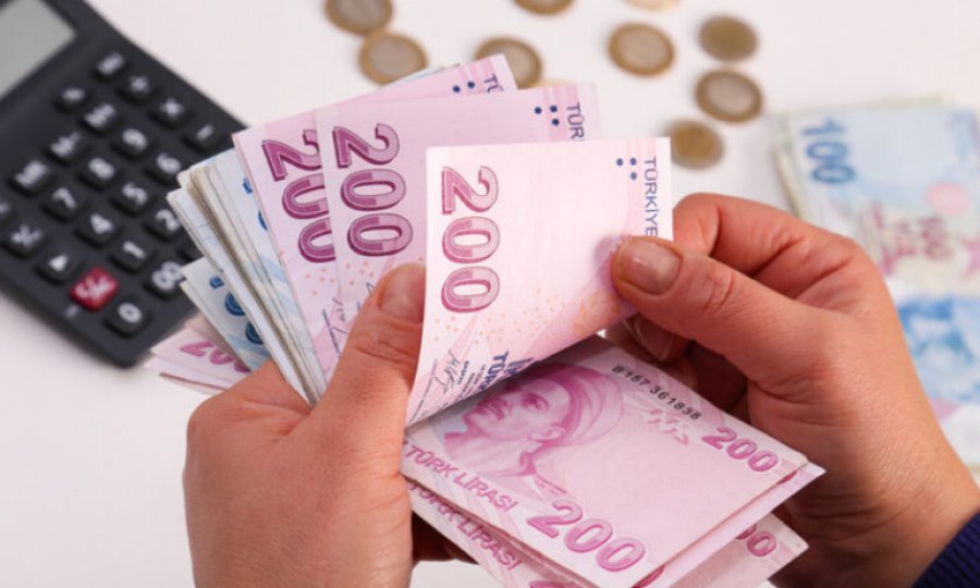 Asgari ücret 2021 yılı için net 2 bin 825 lira 90 kuruş oldu