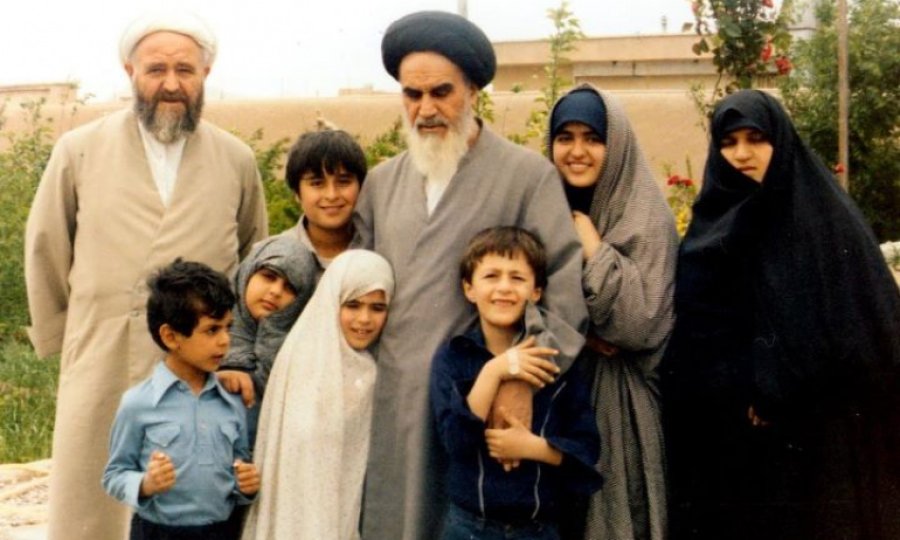 İmam Humeyni ve Hatıralar 2 - İki farklı hayat