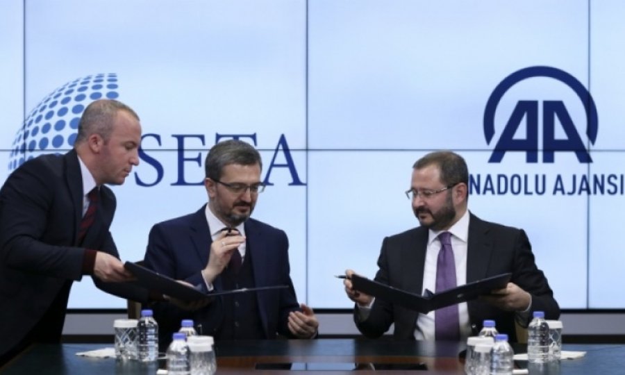 Saray'daki SETA'cılar Amerika'yı yine göreve çağırdı