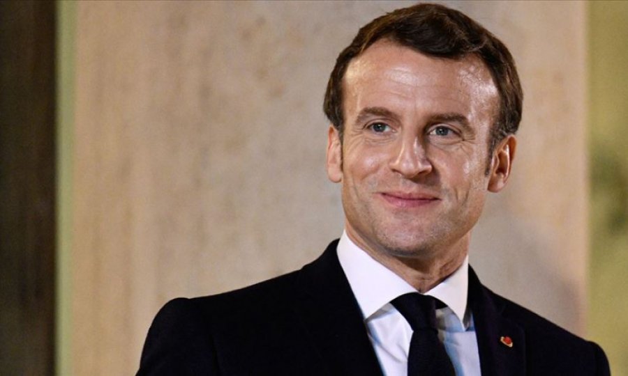 Macron: Fransa, 300'ün altında nükleer savaş başlığına sahip