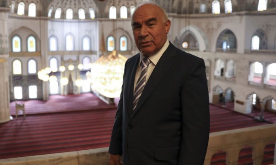 Ünlü hafız ve mevlithan İsmail Coşar ile eşi trafik kazasında yaşamını yitirdi