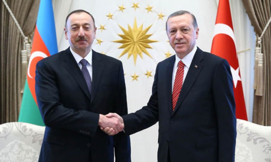 Türkiye-Azerbaycan arasında kara ve hava ulaşımı durduruldu