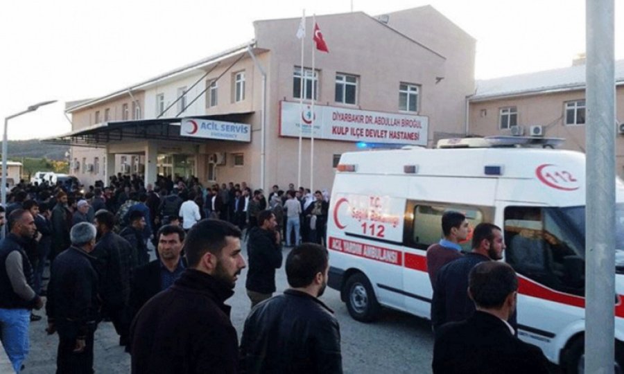 Diyarbakır'da sivillere yönelik saldırı: 5 sivil hayatını kaybetti