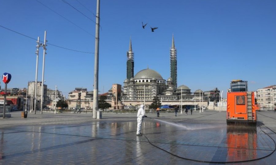 Türkiye'nin salgınla mücadelesinde son 24 saatte yaşananlar