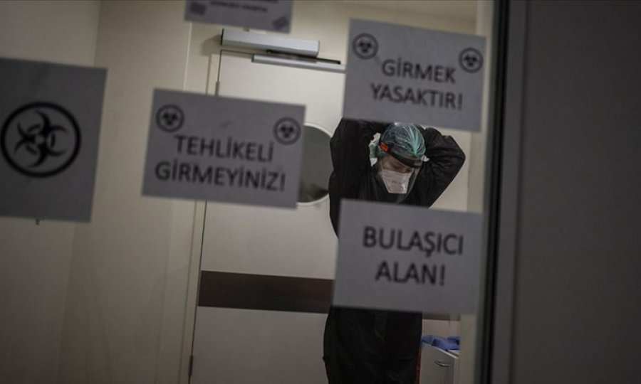 Türkiye'nin koronavirüsle mücadelesinde son 24 saatte yaşananlar