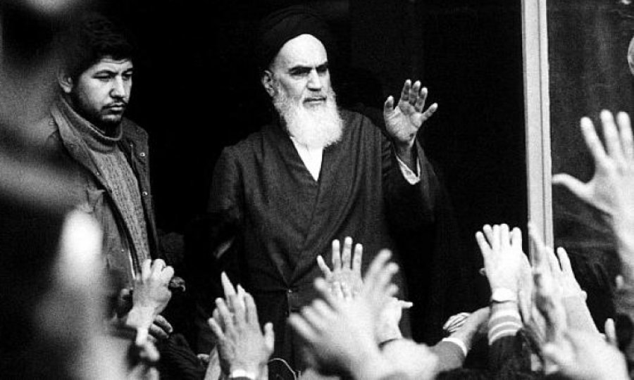 İmam Humeyni'nin Batı Asya güvenlik düzenindeki rolü