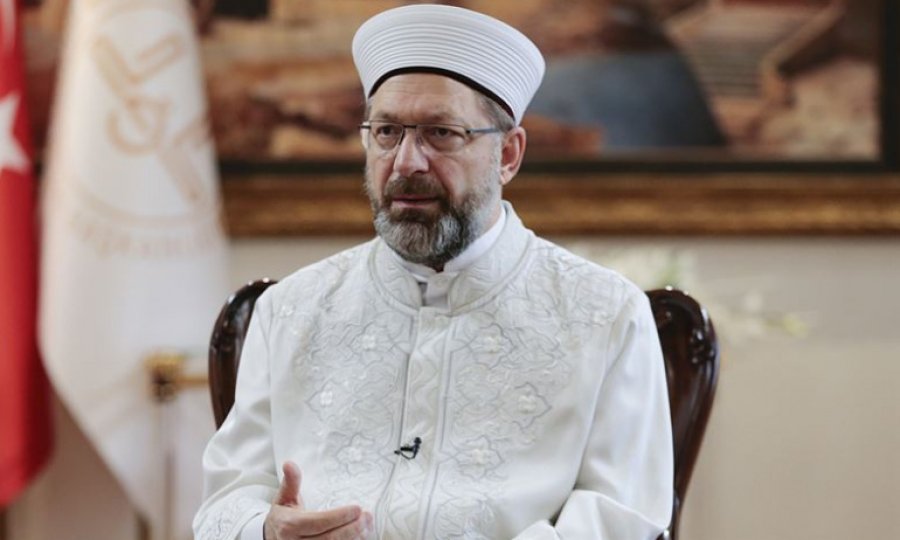 Diyanet İşleri Başkanı Erbaş: Kuraklaşmış, çoraklaşmış yürekleri İslam'la yeşerteceğiz