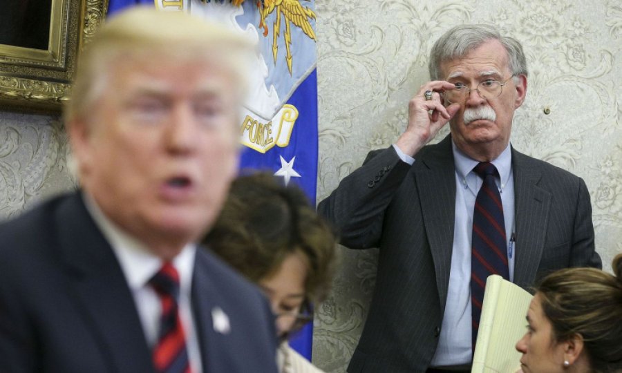 Bolton'un kitabını Beyaz Saray uzmanları titizlikle incelemiş