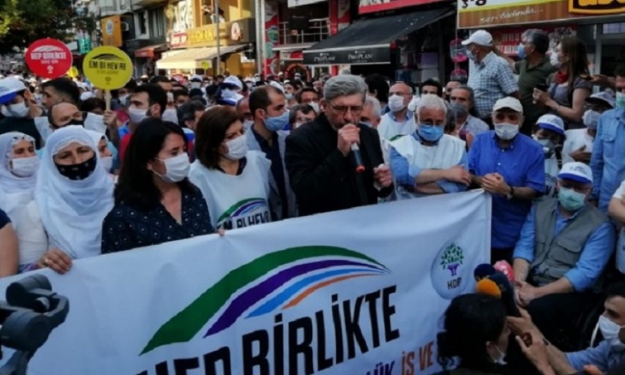 Cihangir İslam, HDP’nin yürüyüşünde konuştu