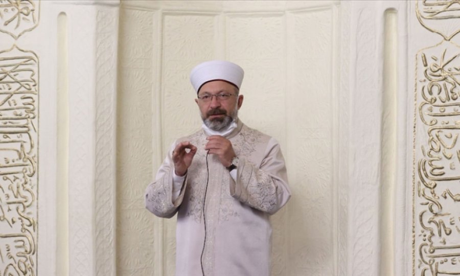 Diyanet İşleri Başkanı Erbaş: Camiler şehirlerimizin kalbidir