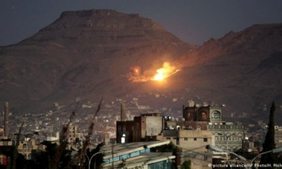 Suudi güçleri Yemen'de 3 vilayete saldırılar başlattı
