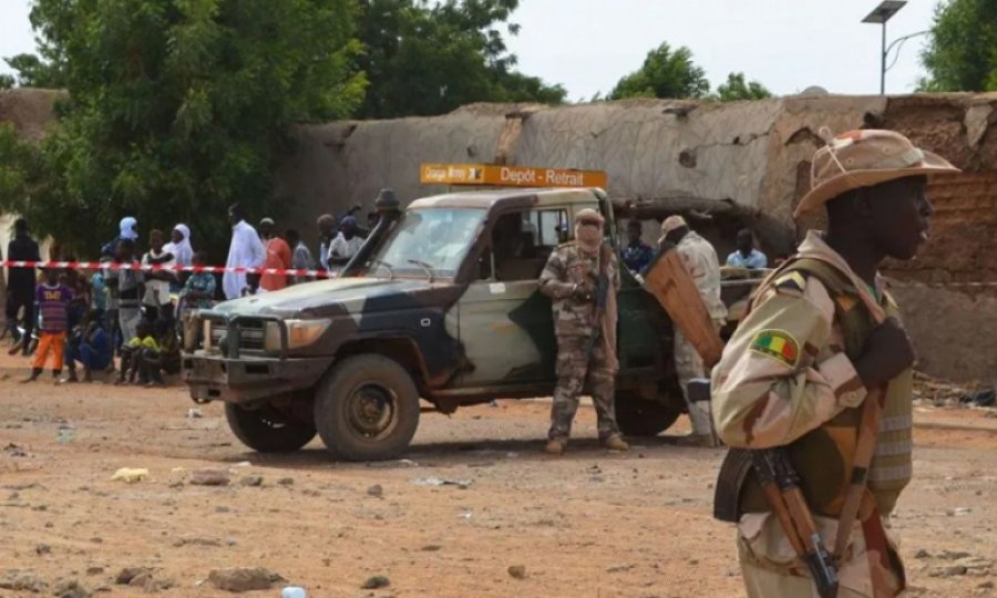 Mali'de katliam: 33 ölü