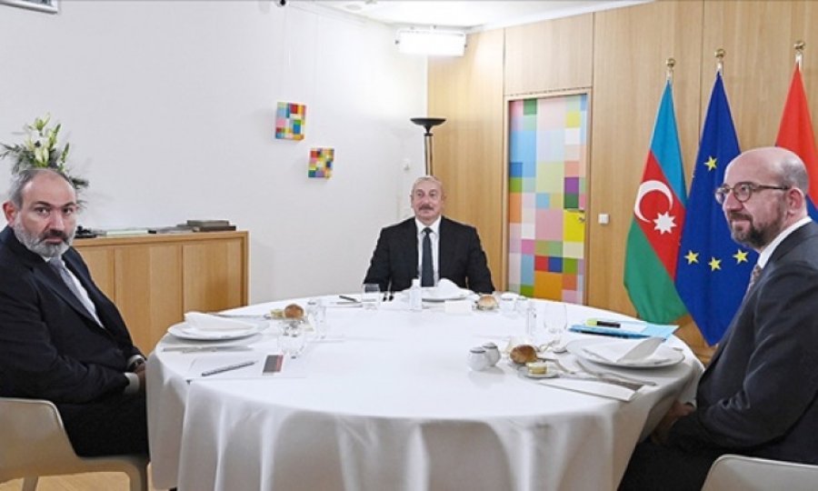 Aliyev ve Paşinyan Brüksel'de görüştü