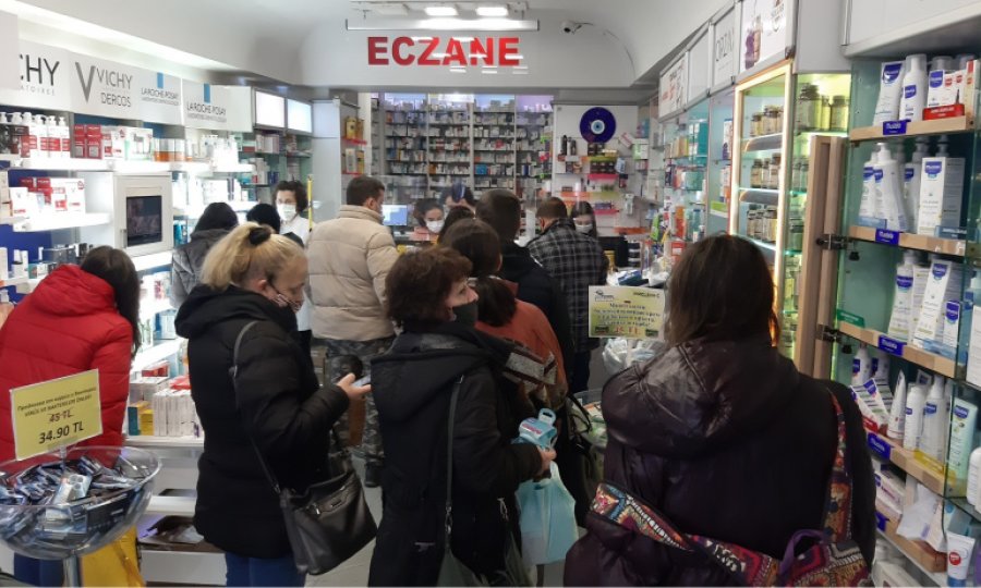 Bulgarlar eczaneleri doldurdu: İlaçlarını da Edirne'den alıyorlar
