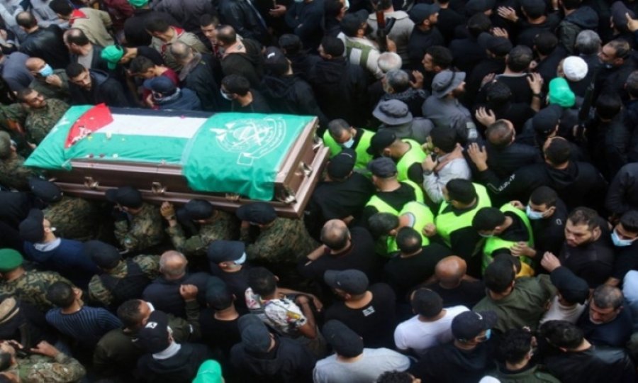 Hamas şehidinin cenaze töreninde ateş açıldı