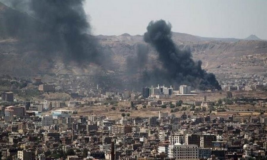 Suudi savaş uçakları Yemen'in Dali ve Dhamar şehirlerinde sivilleri bombaladı