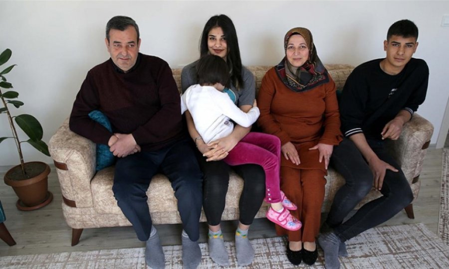 Bir çocuk isterken dört 'evlatları' oldu