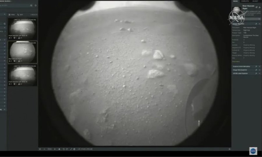 NASA'nın uzay aracı 7 aylık yolculuktan sonra Mars'a indi