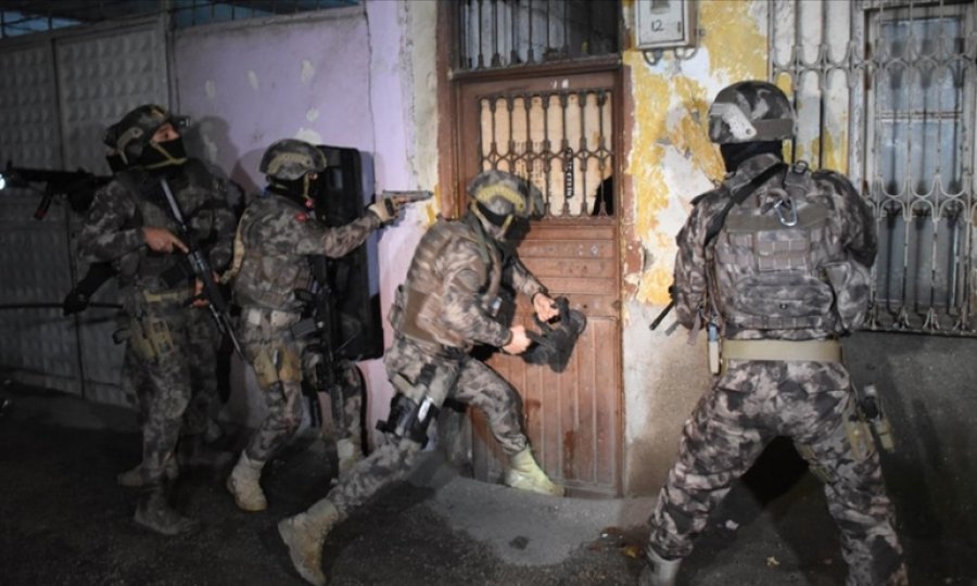 Ankara'da eş zamanlı IŞİD operasyonu: 14 gözaltı