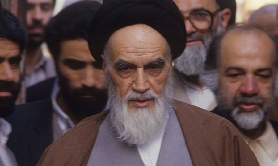 İmam Humeyni ve Hatıralar 9 - Direniş günleri