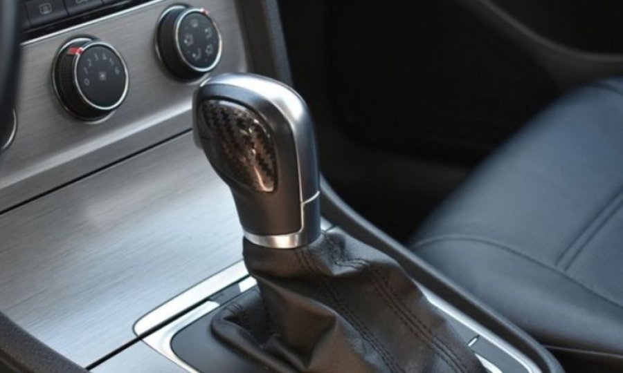 Satılan her 10 otomobilden 7'si otomatik vites