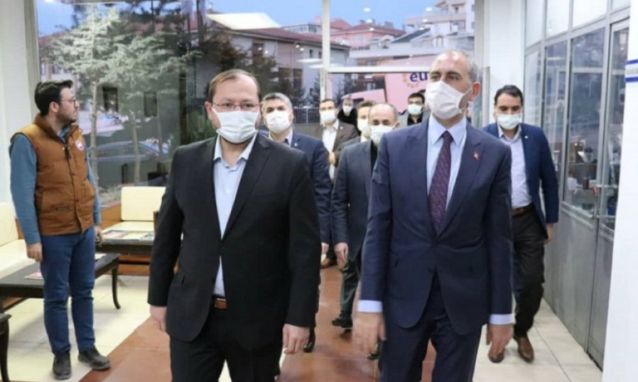 Adalet Bakanı Abdulhamit Gül, AGD’yi ziyaret etti