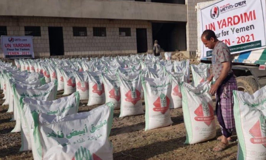 Avrupa Yetim-Der'den Yemen'e 100 tondan fazla un yardımı