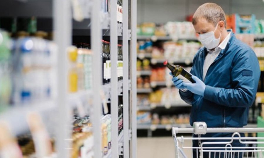 Tam kapanma sürecinde marketlerde bazı ürünlerin satılması yasaklandı