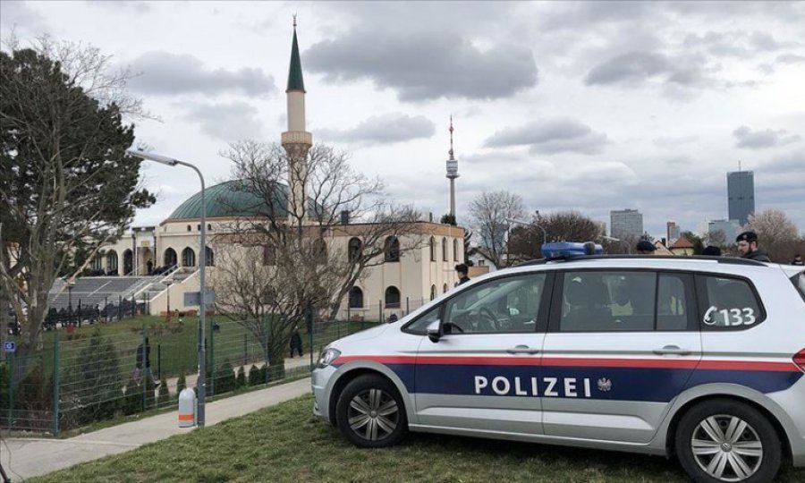 Avusturya'da Cami ve Müslümanlara ait eğitim merkezlerine fişleme