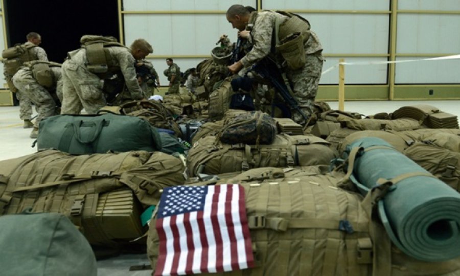 Amerika'nın Afganistan'daki "Haçlı Seferi" gecenin köründe kaçmasıyla sona erdi