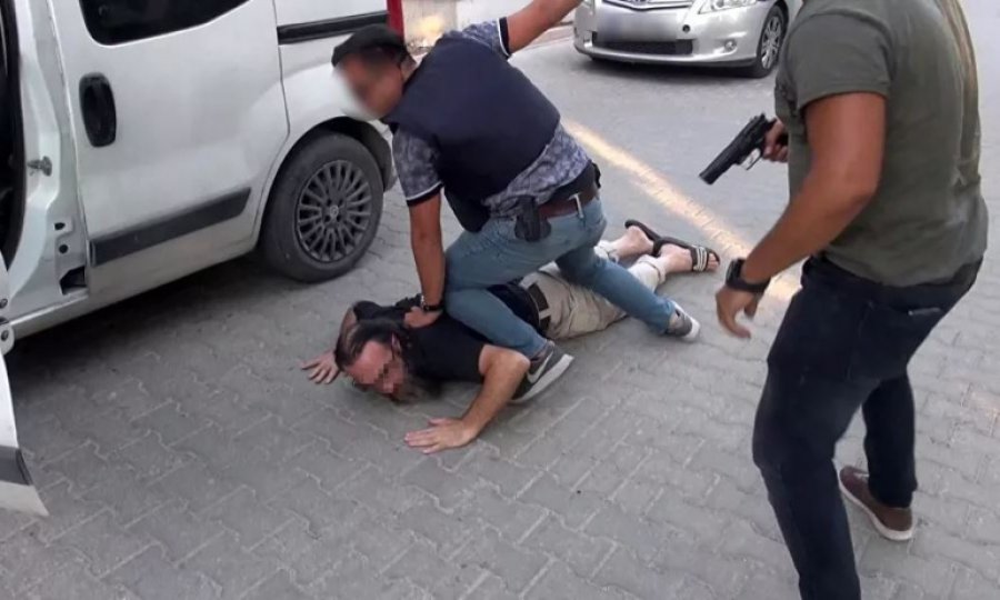 Ebu Ahmed kod adlı IŞİD sorumlusu Adana'da yakalandı