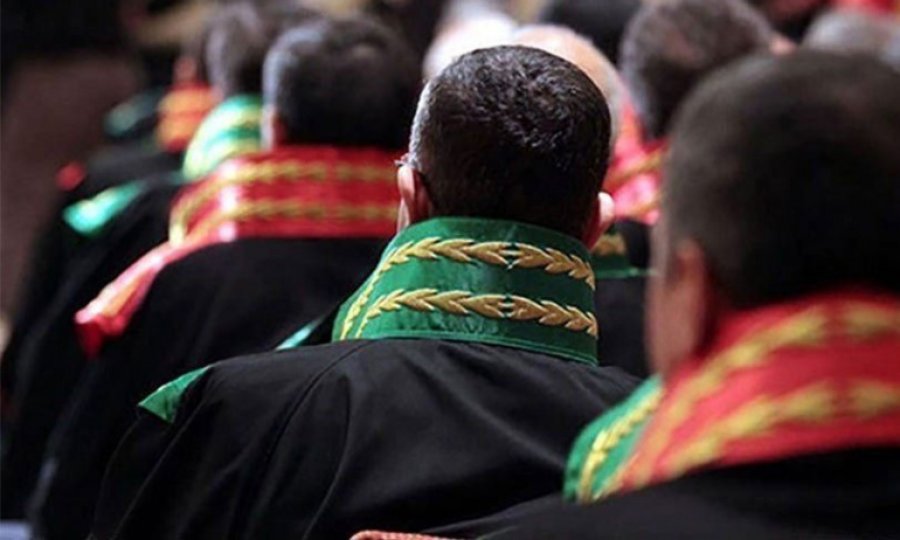 Hakim ve savcı atamaları Resmi Gazete'de