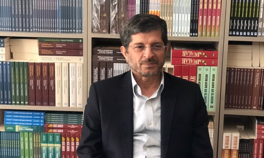 Dr. Abbas Hameyar: İran milleti hiçbir zaman Amerika’ya güvenmedi