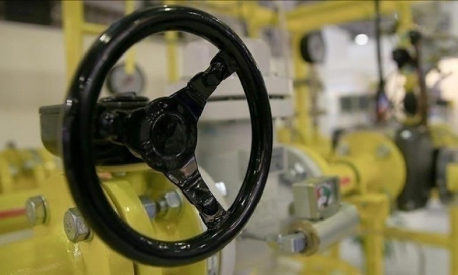 İran, Rusya'yla yaklaşık 4 milyar dolarlık doğal gaz anlaşması imzaladı