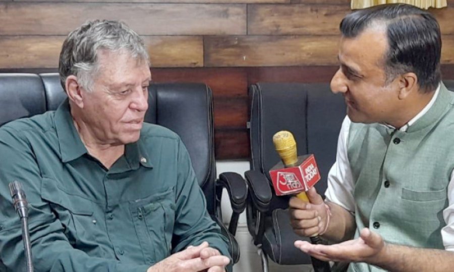 İsrail gözünü Keşmir'e dikti