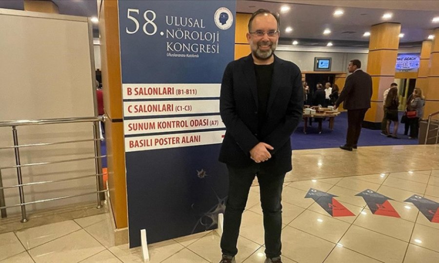 Uykuda bağırmak ve vurmak, Parkinson hastalığının "erken" habercisi olabilir