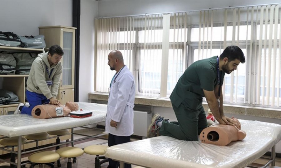 Bilinçsiz ilk yardım uygulamaları hayati risk yaratıyor
