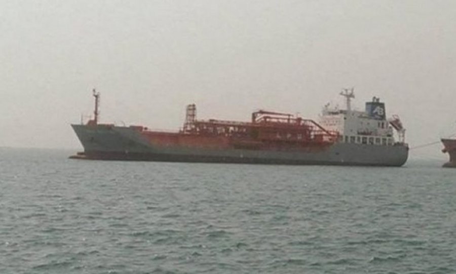 Saldırgan Suudi koalisyonu 2 Yemen akaryakıt gemisini ele geçirdi
