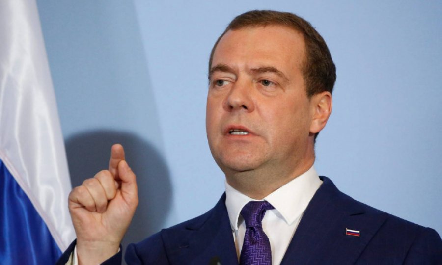 Medvedev: “Nükleer silahlarımız sayesinde Batı bize savaş açamıyor”