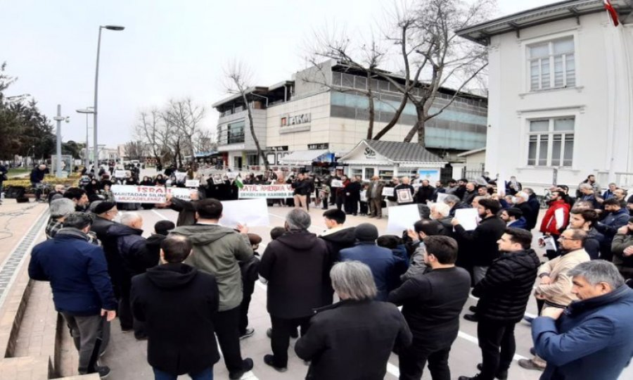 Sakaryalılar, Siyonist İsrail Cumhurbaşkanı Herzog’un ülkemize gelişini protesto etti