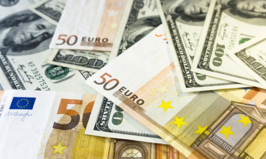 Faiz kararı öncesi dolar ve euroda ilk rakamlar