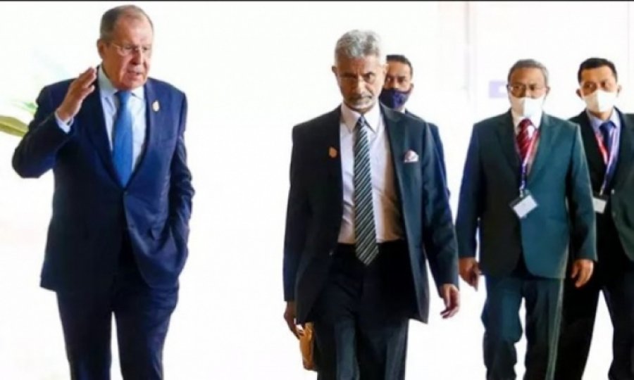G20 toplantısında olay: Lavrov salonu terk etti
