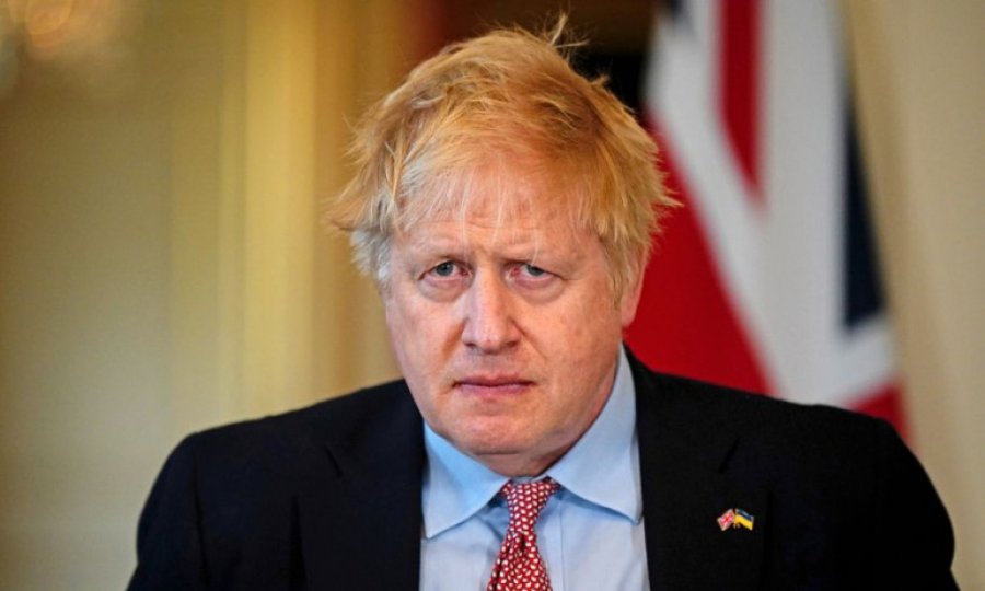 İngiltere basını: Boris Johnson zor durumda istifası bekleniyor