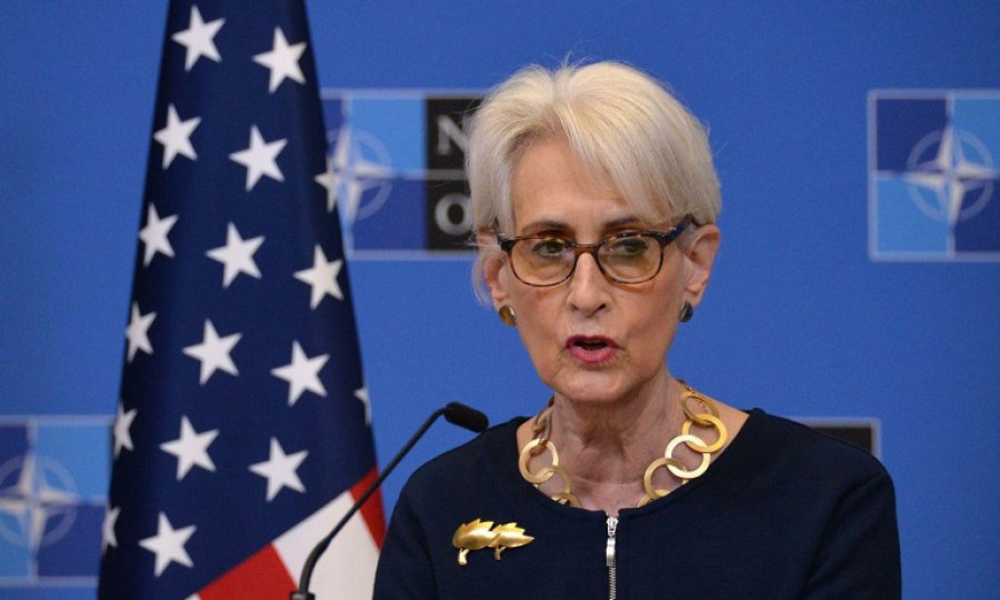 Sherman: Dünya’nın İran petrolüne ihtiyacı var