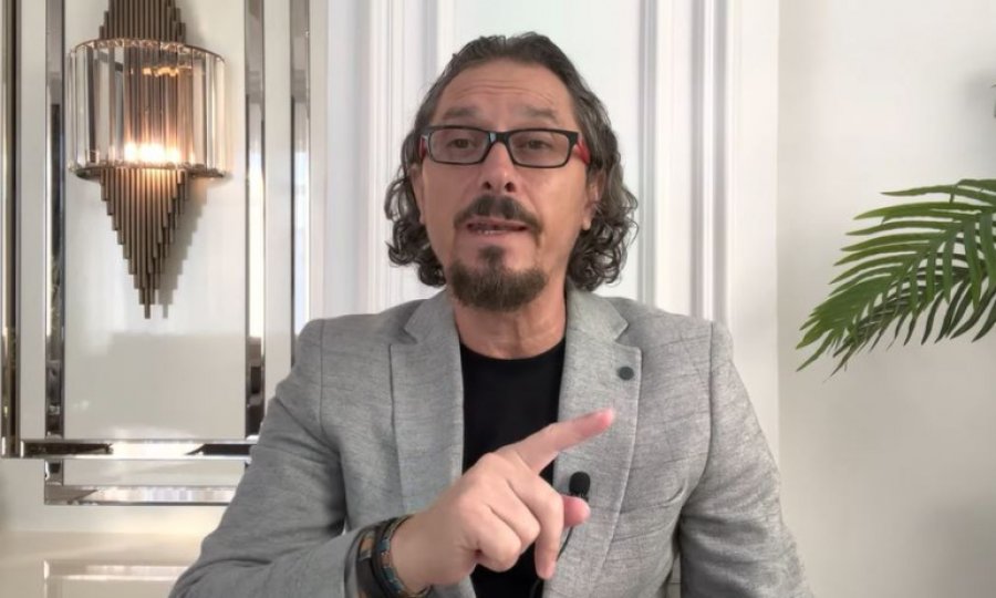 Murat Akan: Bill Gates GDO'lu sivrisinekleri doğaya saldı