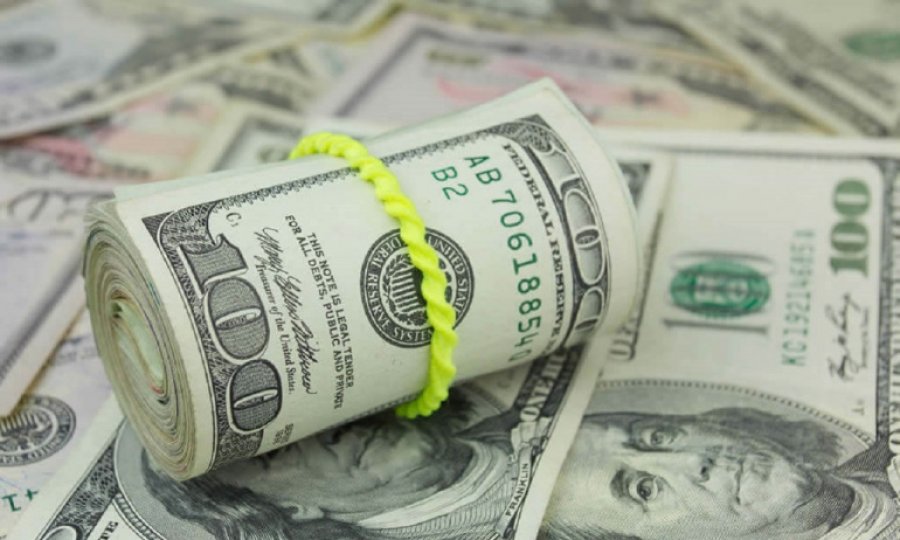 Dolar yerinde durmuyor! Rekor üstüne rekor kırıyor...