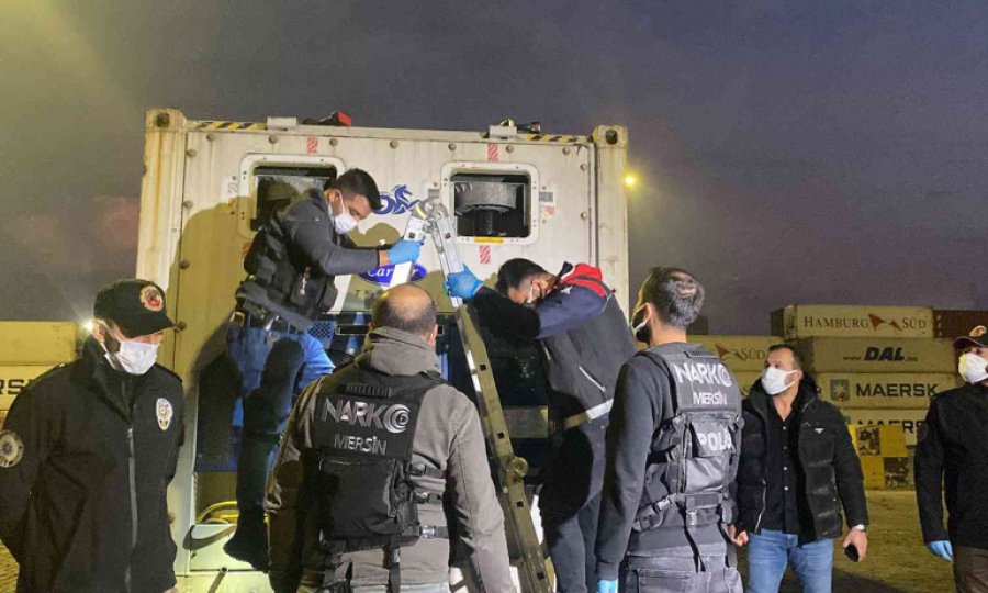 Mersin Limanı’ndaki konteynerden 45 kilo kokain çıktı